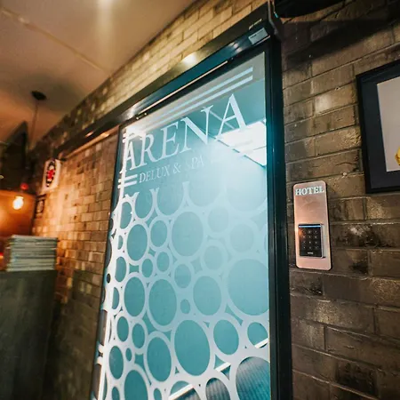 Arena Deluxe &